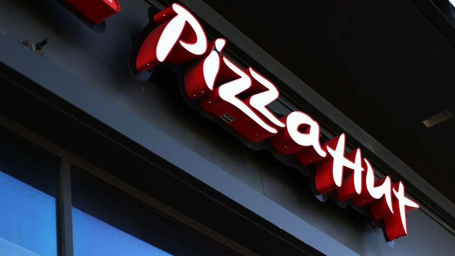 Yum! Brands weighs Pizza Hut sale amid US sales decline and competition