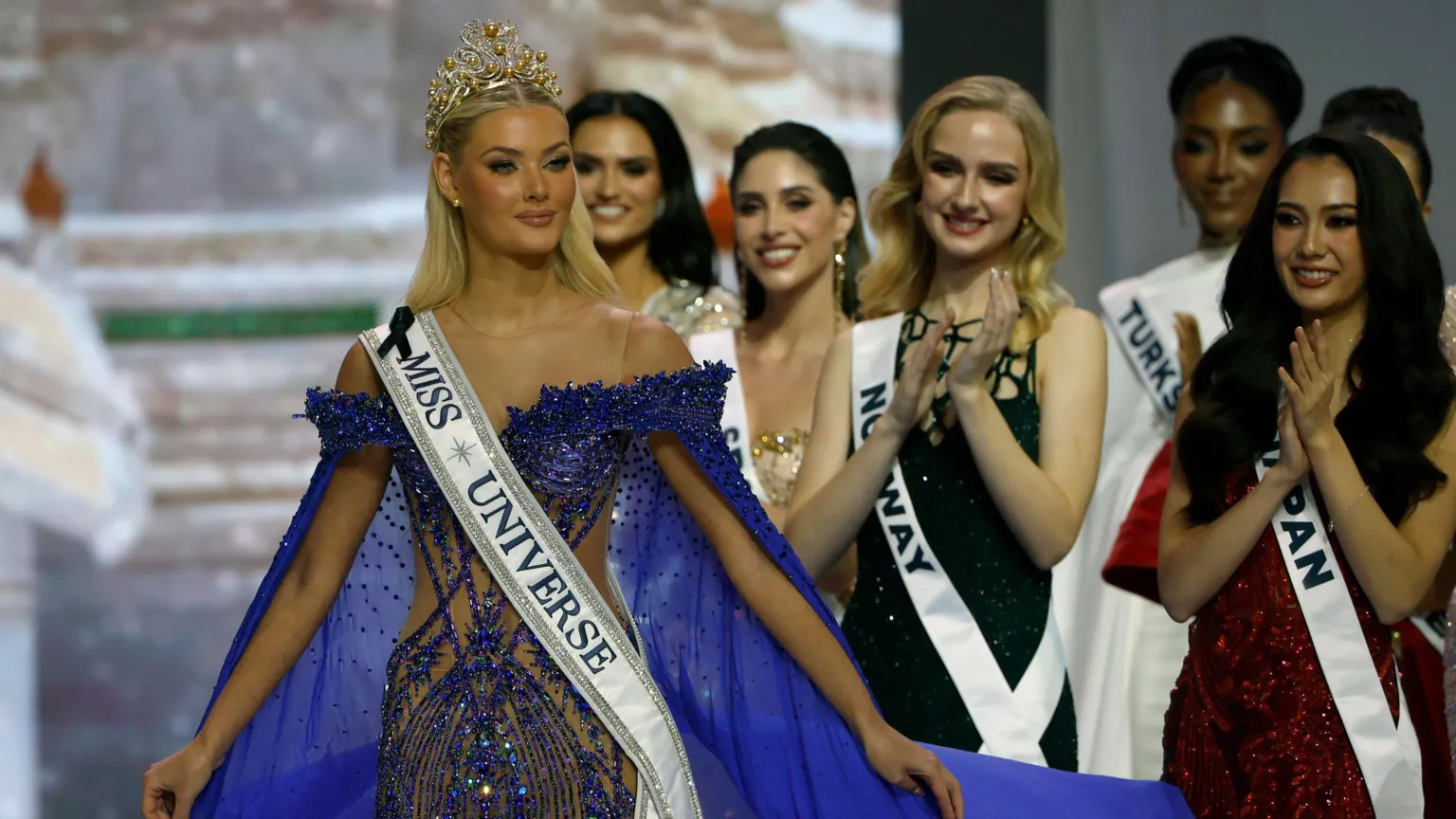 Two Miss Universe judges resign amid rigging allegations ahead of pageant