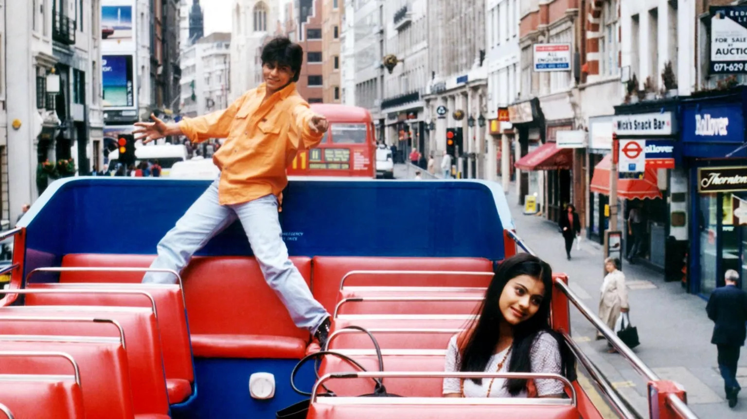 Shah Rukh Khan and Kajol unveil Leicester Square statue celebrating DDLJ milestone