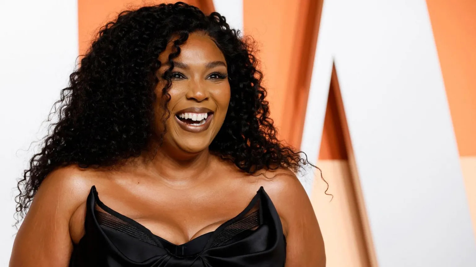 Judge dismisses fat-shaming claims in Lizzo lawsuit, harassment case proceeds
