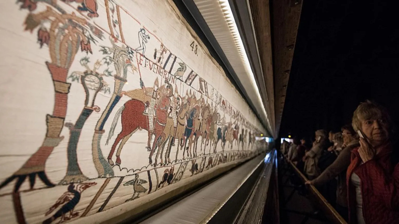 UK Treasury to insure Bayeux Tapestry for £800m ahead of British Museum loan