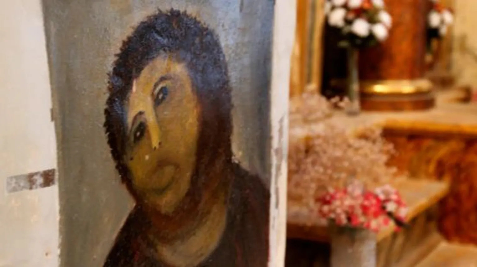 Cecilia Giménez, known for 'Monkey Christ' fresco restoration, dies at 94