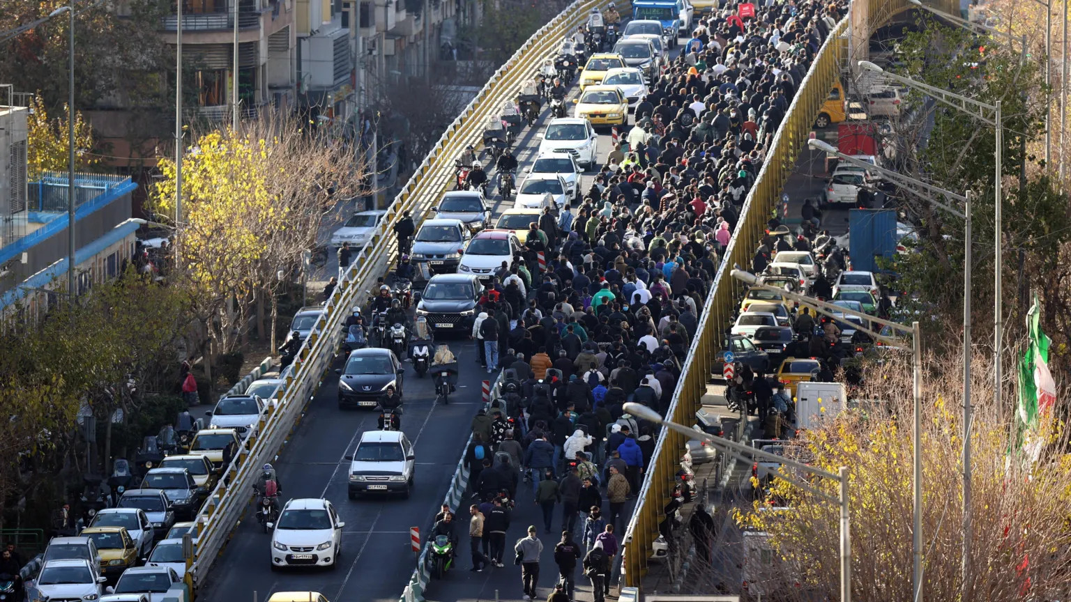 Iran protests over economic crisis expand beyond Tehran