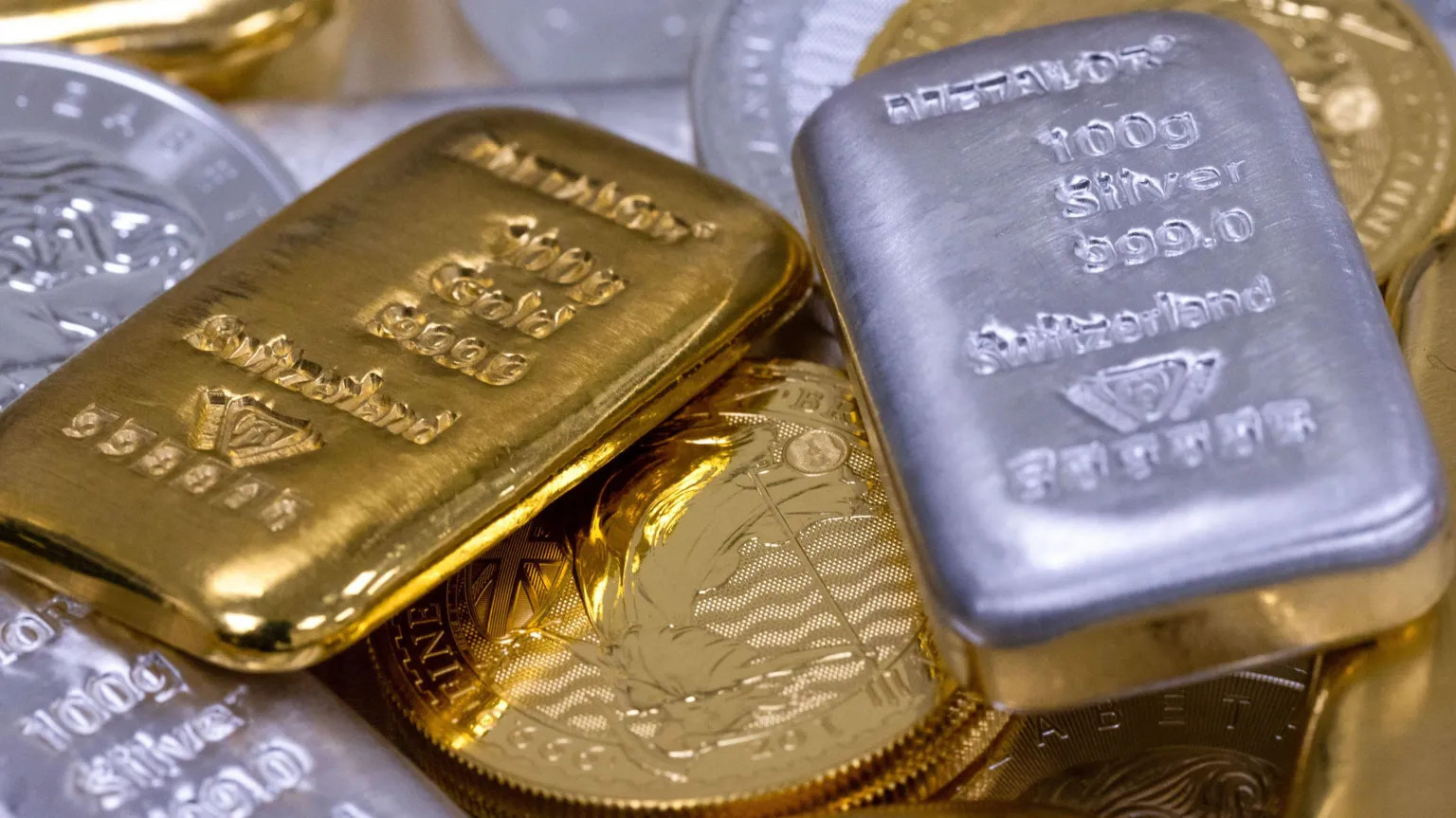 Gold and silver poised for strongest annual gains since 1979