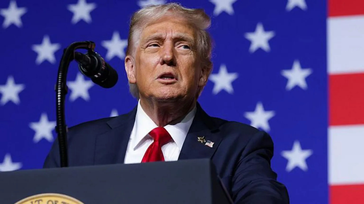 Trump proposes $1.5tn US defence budget hike for 2027