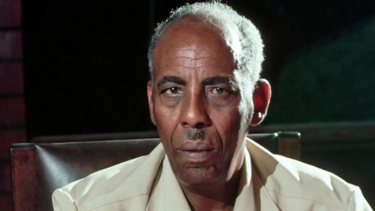 Kenyan pilots recall secret 1995 mission to return Siad Barre's body to Somalia