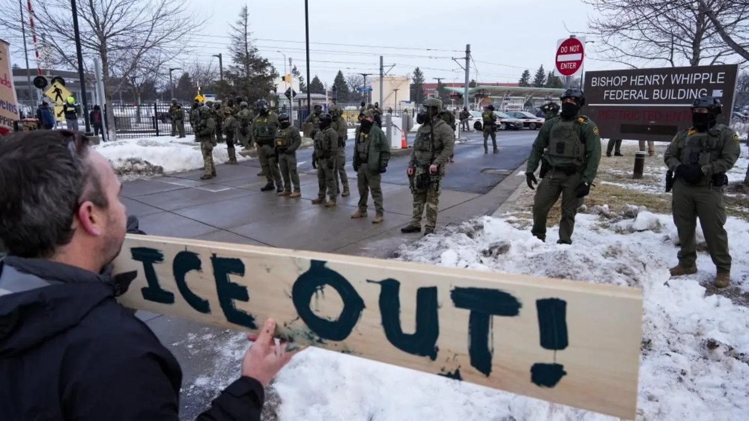 Minneapolis shooting exposes deep US political rift over immigration enforcement
