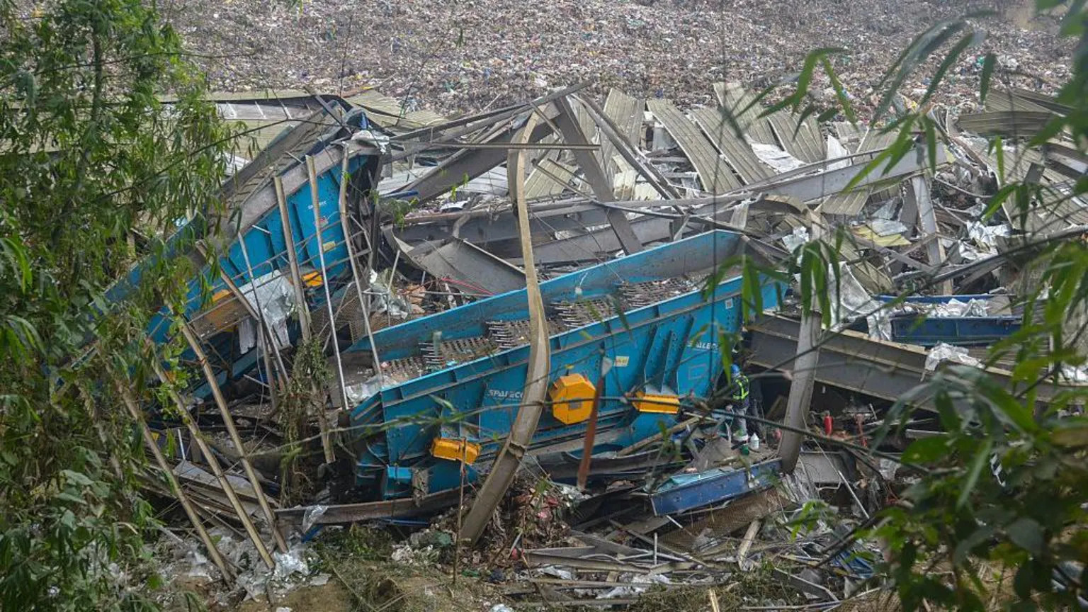 Philippines landfill collapse leaves dozens missing as rescue efforts intensify