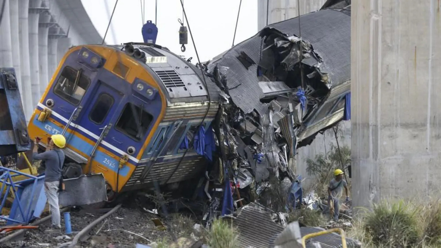 Deadly crane collapse in Thailand crushes passenger train, killing 32