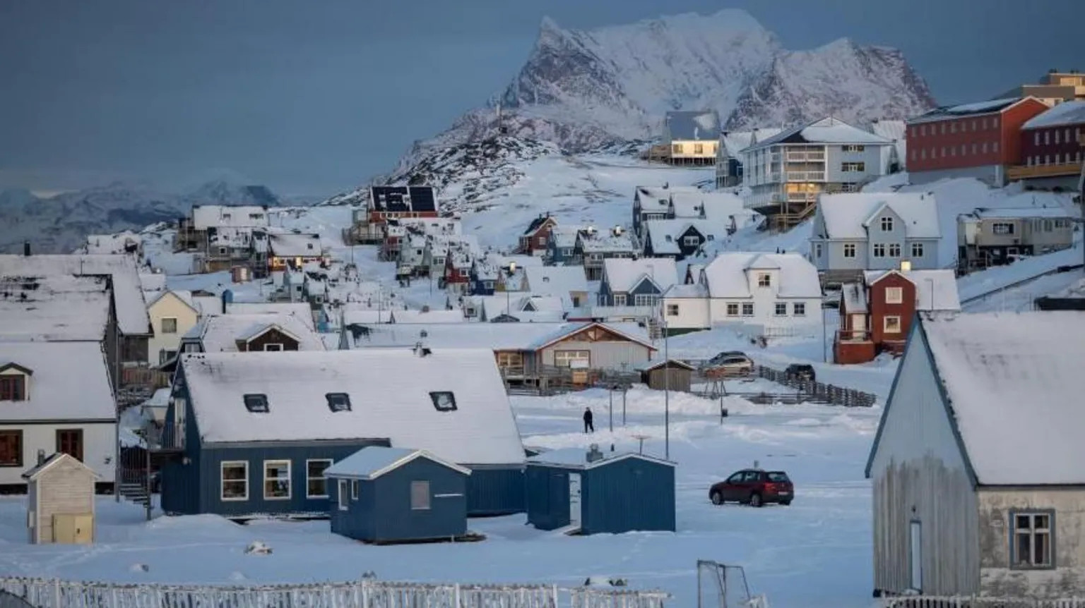 Trump threatens tariffs to pressure nations over Greenland annexation bid