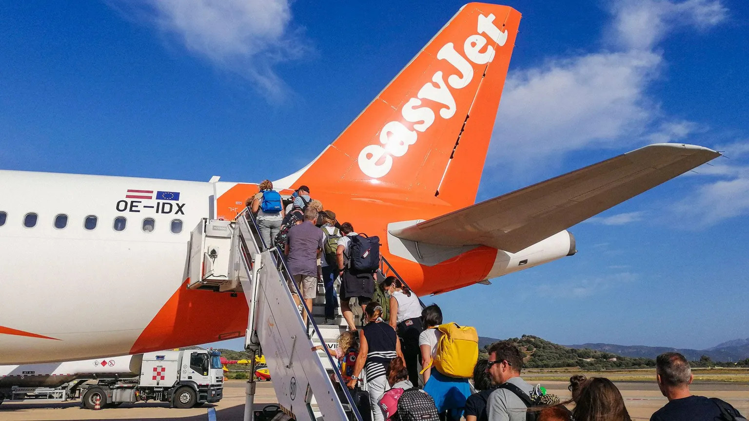 EasyJet banned from advertising carry-on bags 'from £5.99' after ASA ruling