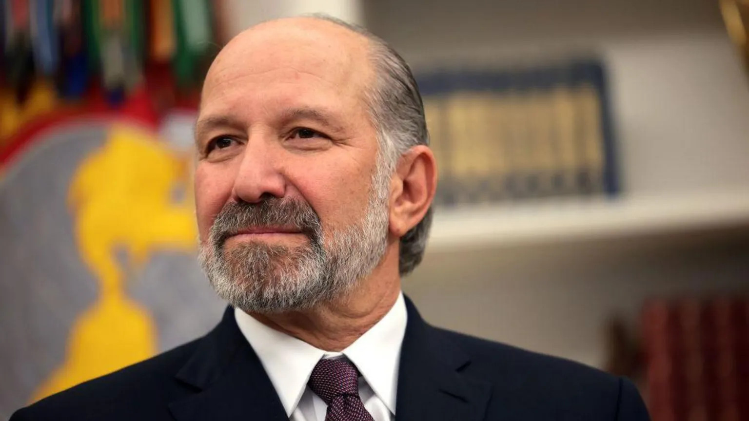 Commerce Secretary Howard Lutnick planned Epstein island visit despite prior disavowal