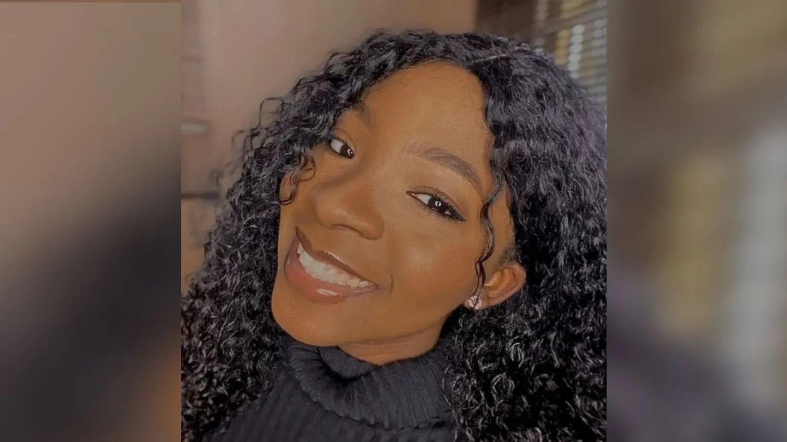 Nigeria mourns singer killed by cobra bite in Abuja apartment
