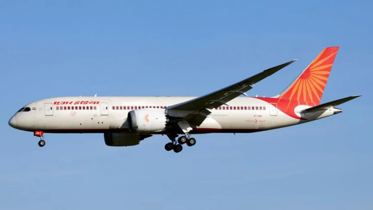Air India grounds Boeing 787-8 Dreamliner after pilot reports fuel switch defect