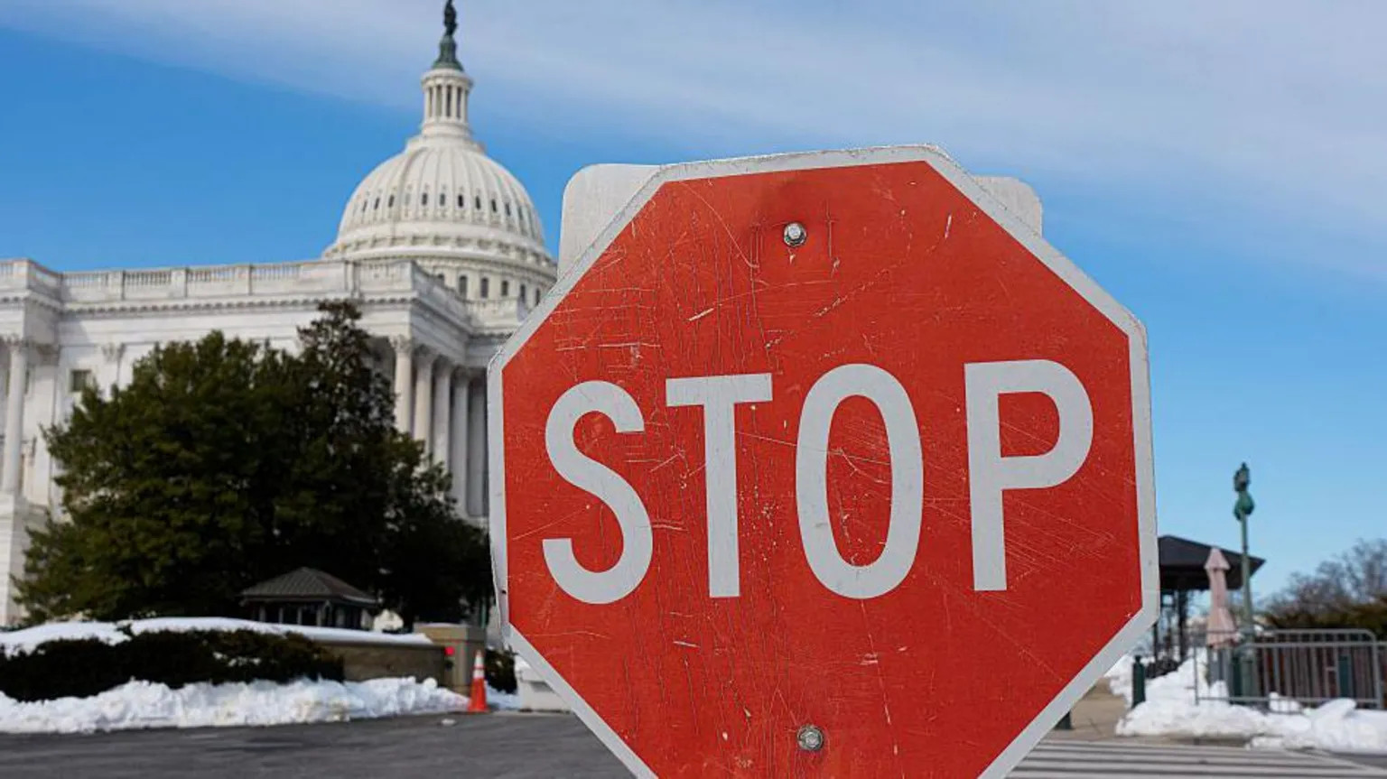 US partial government shutdown enters third day amid immigration funding stalemate