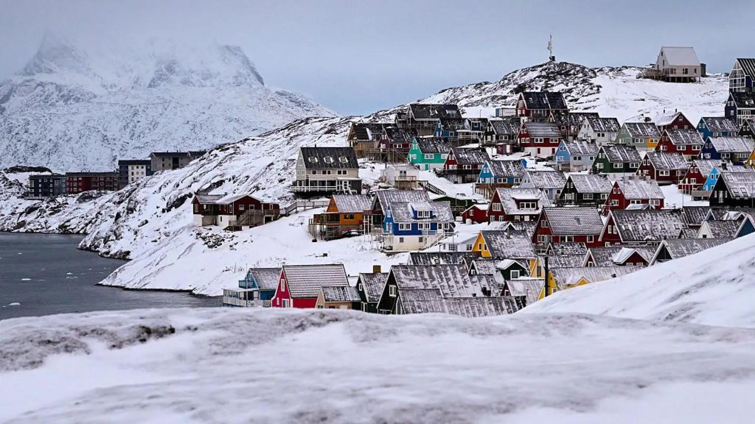 Canada establishes first diplomatic mission in Greenland amid Arctic tensions