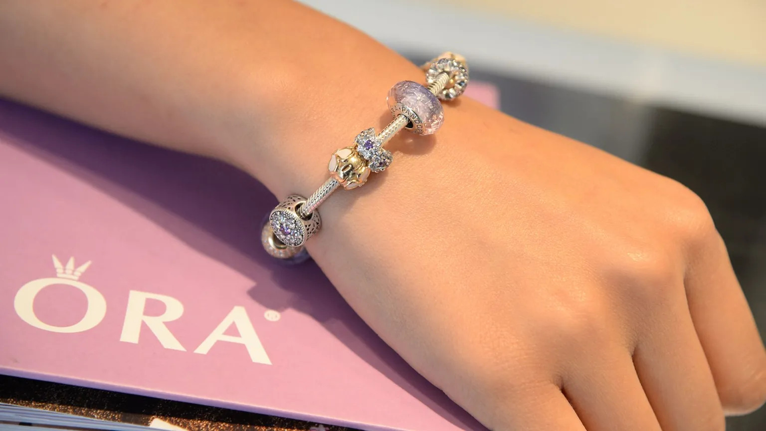 Pandora shifts from silver to platinum-plating amid soaring metal prices