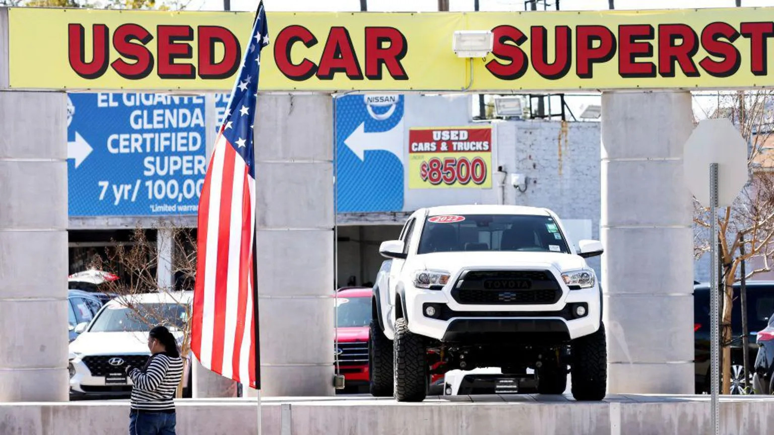 US inflation eases to 2.4% in January, lowest since May