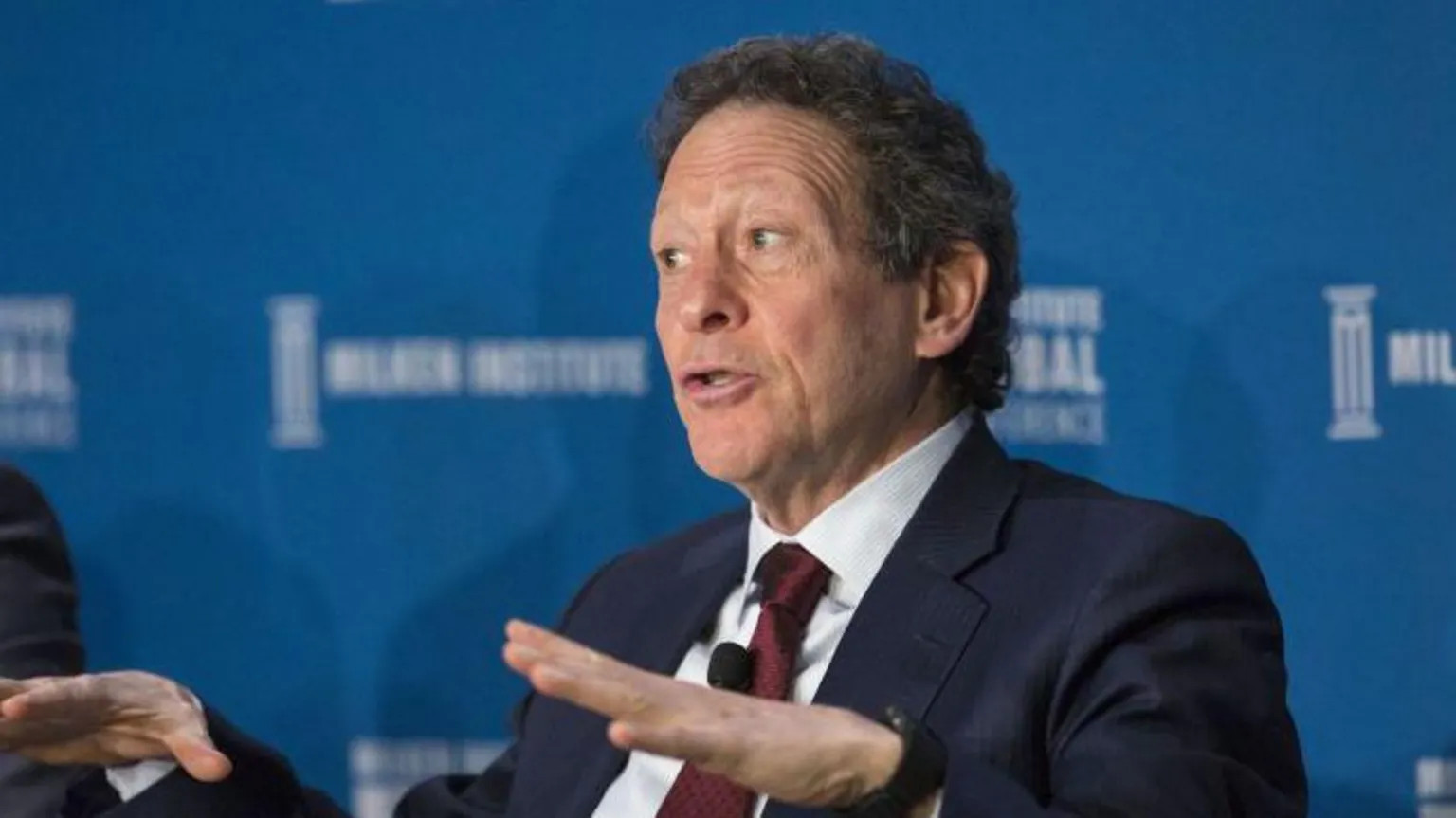 Hyatt chairman Thomas Pritzker steps down over Epstein ties