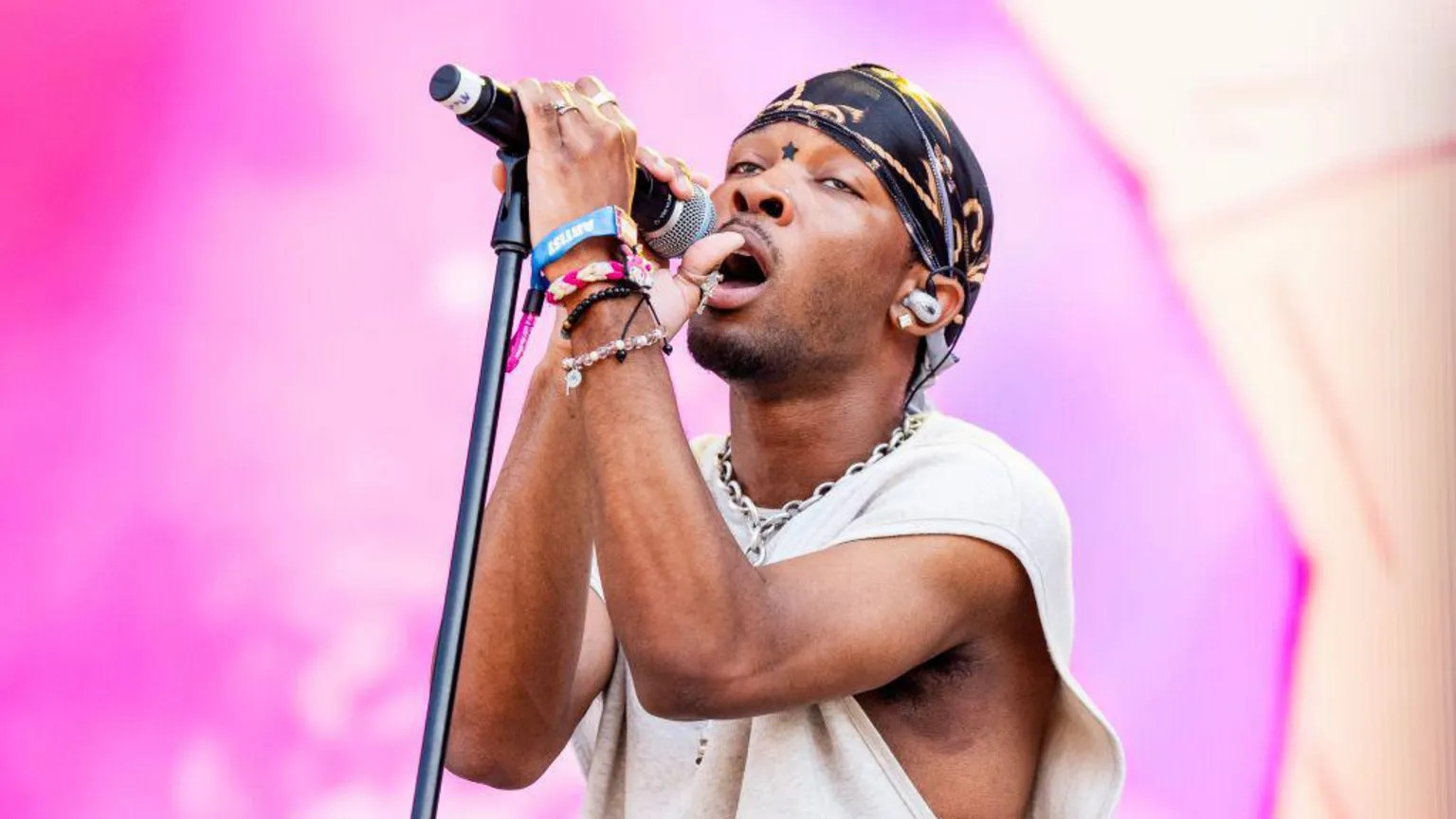 US singer D4vd named as grand jury target in murder of 14-year-old girl