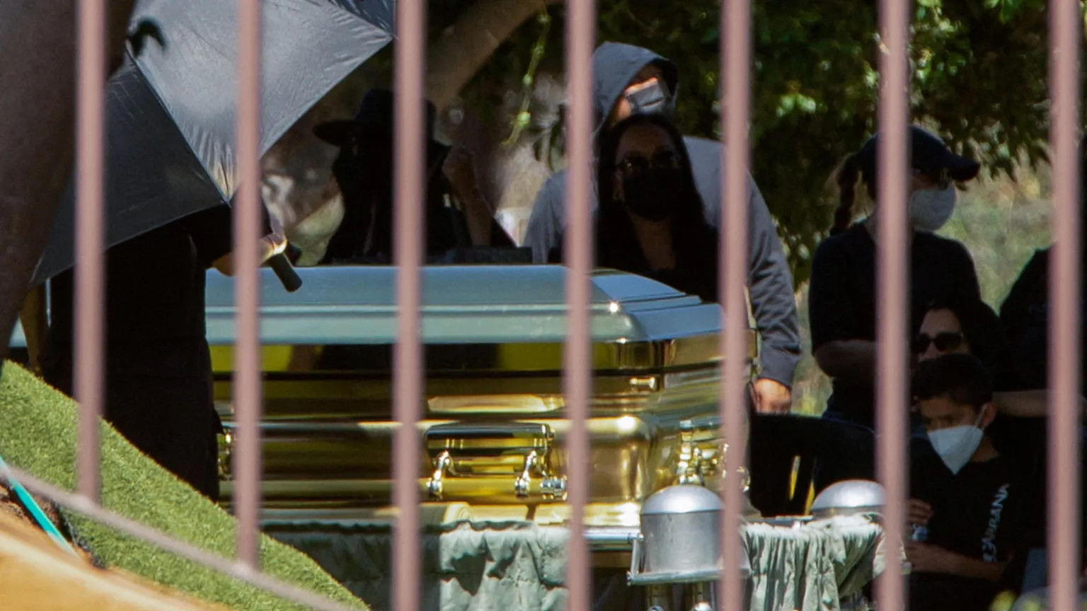 Mexico buries cartel kingpin 'El Mencho' in gold coffin amid security fears