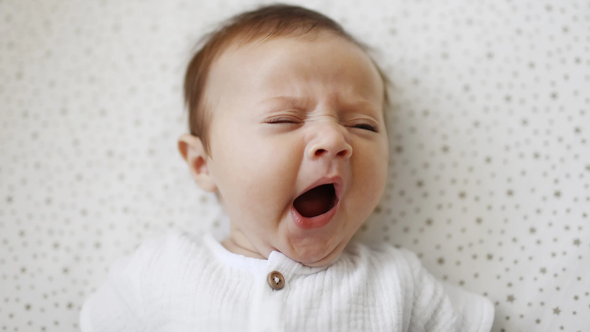 How daylight saving time affects babies' sleep and ways to ease the shift