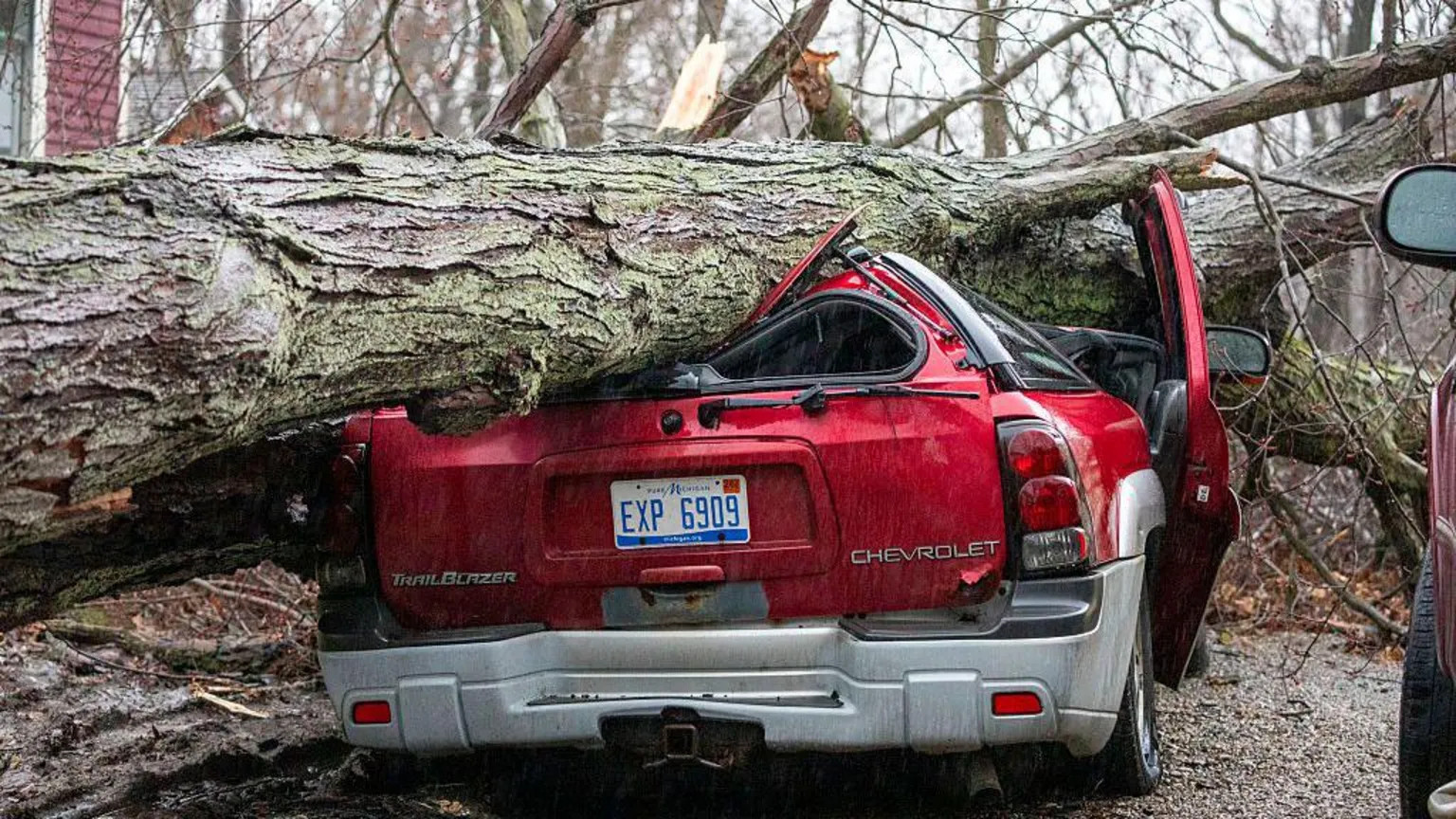 Tornadoes kill six in Michigan and Oklahoma as severe storms batter US