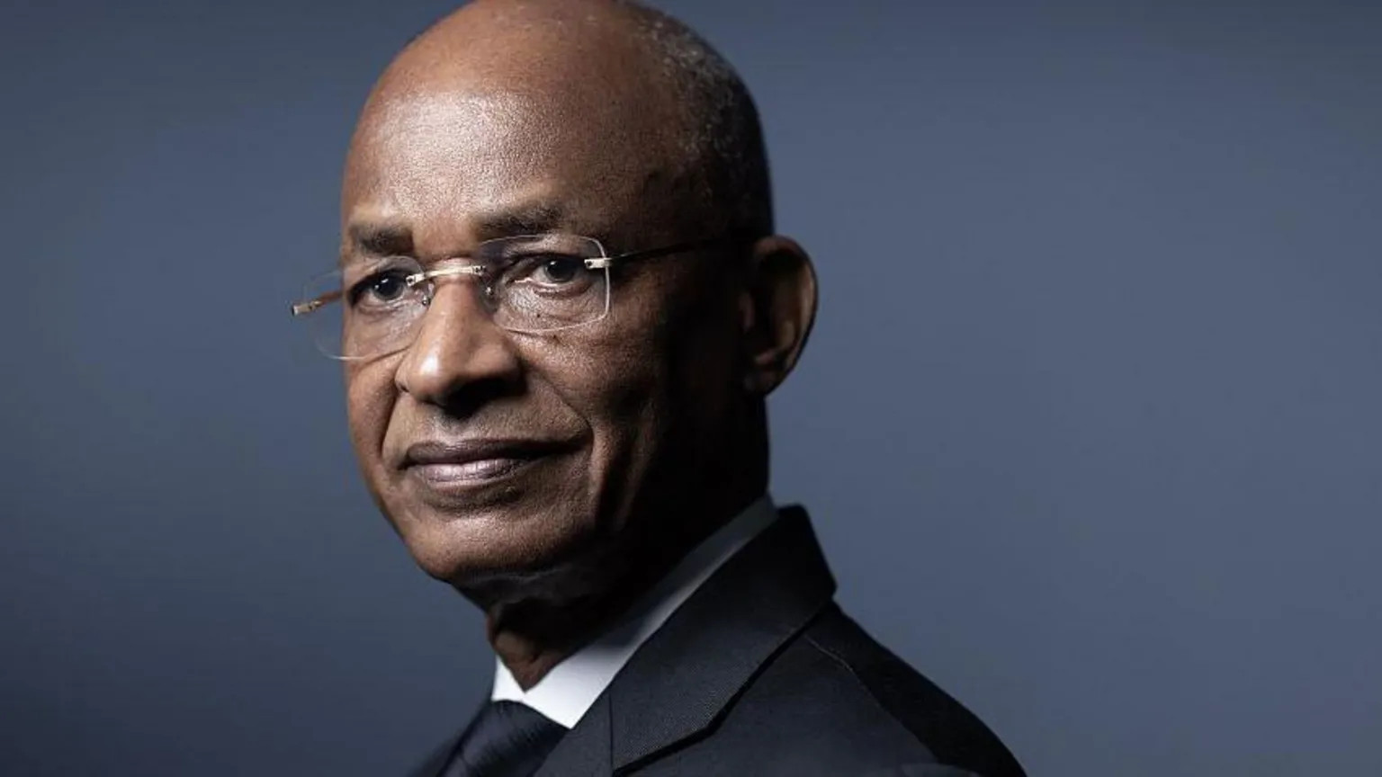 Guinea opposition leader calls for direct resistance after party bans