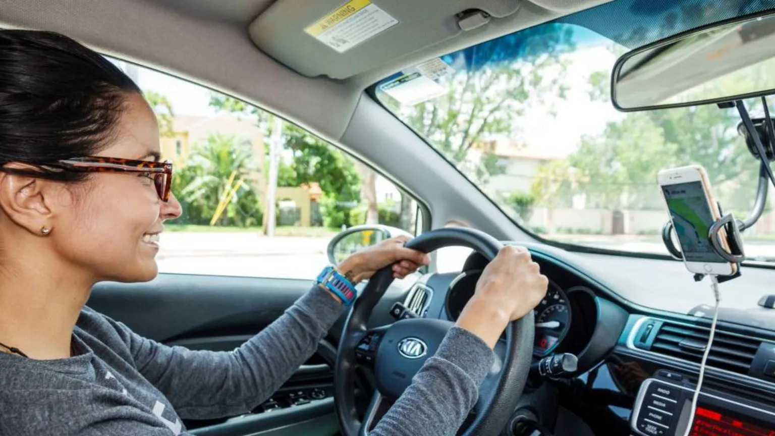 Uber expands women-only ride option nationwide amid legal challenges