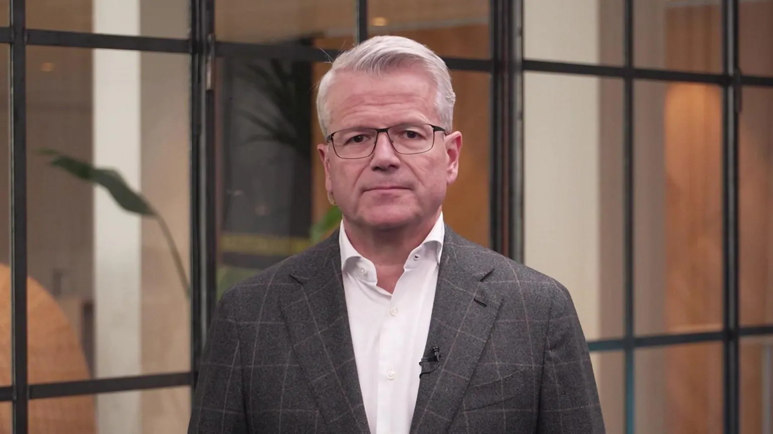 Global shipping costs surge as Middle East conflict disrupts key routes