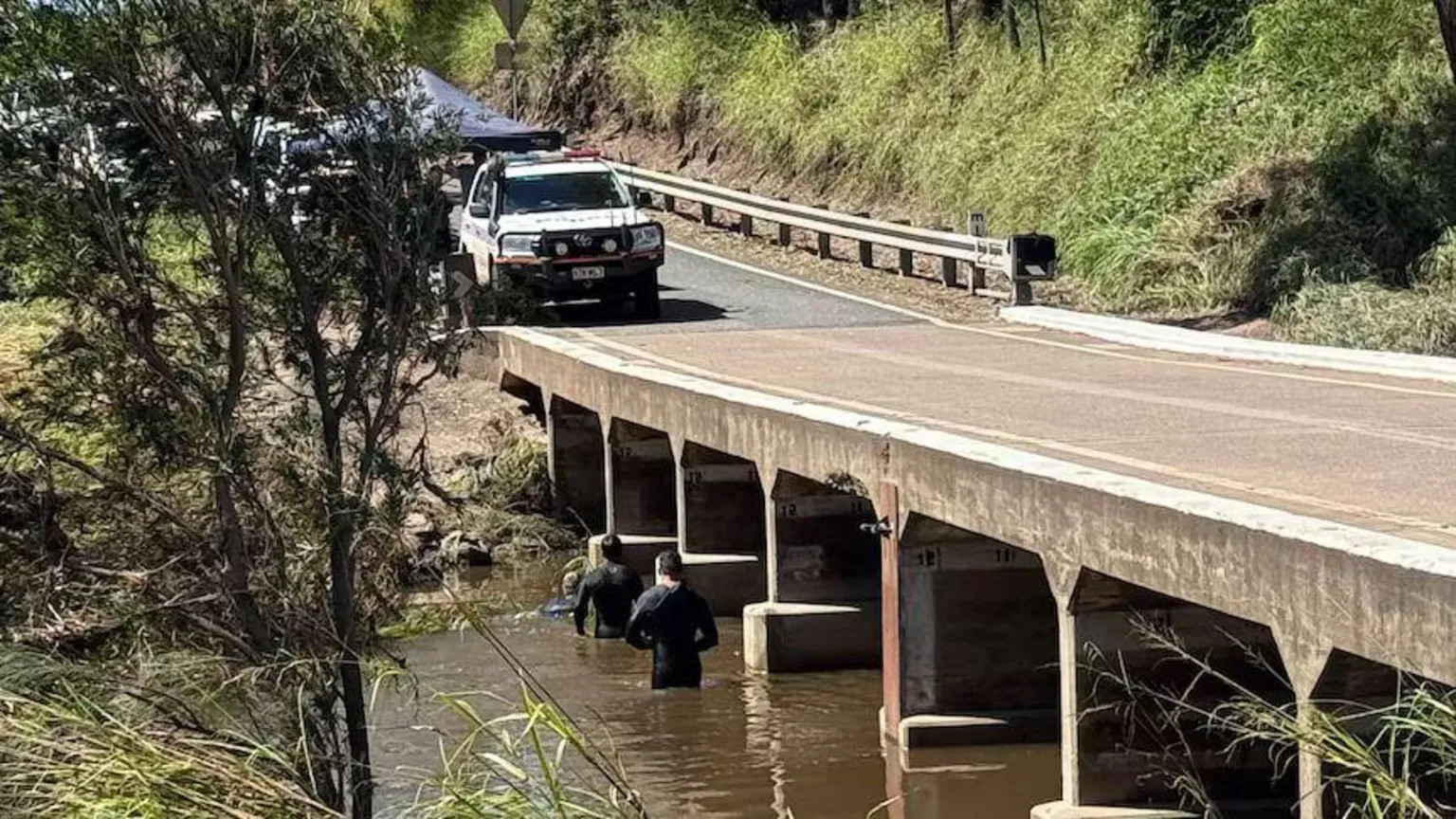 Bodies of two Chinese tourists recovered from Queensland floodwaters