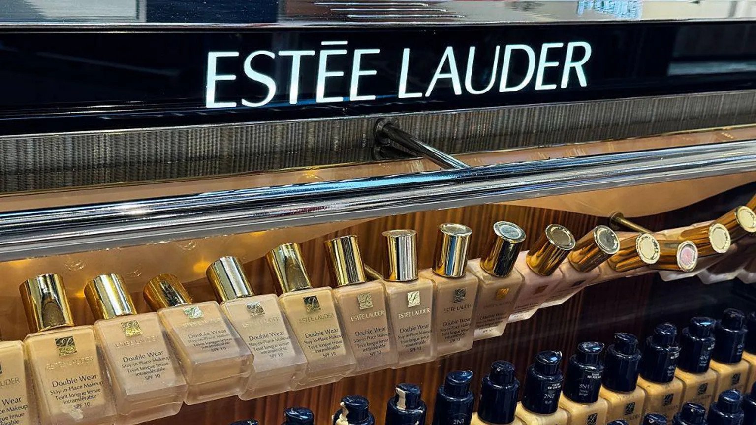 Estée Lauder in merger talks with Spanish beauty giant Puig