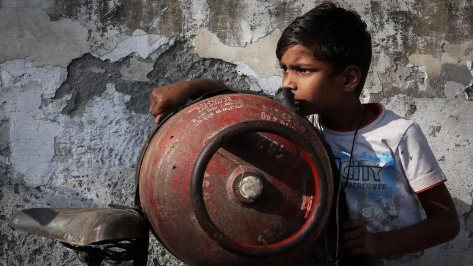 Asia grapples with fuel crisis as Strait of Hormuz closure disrupts oil flow