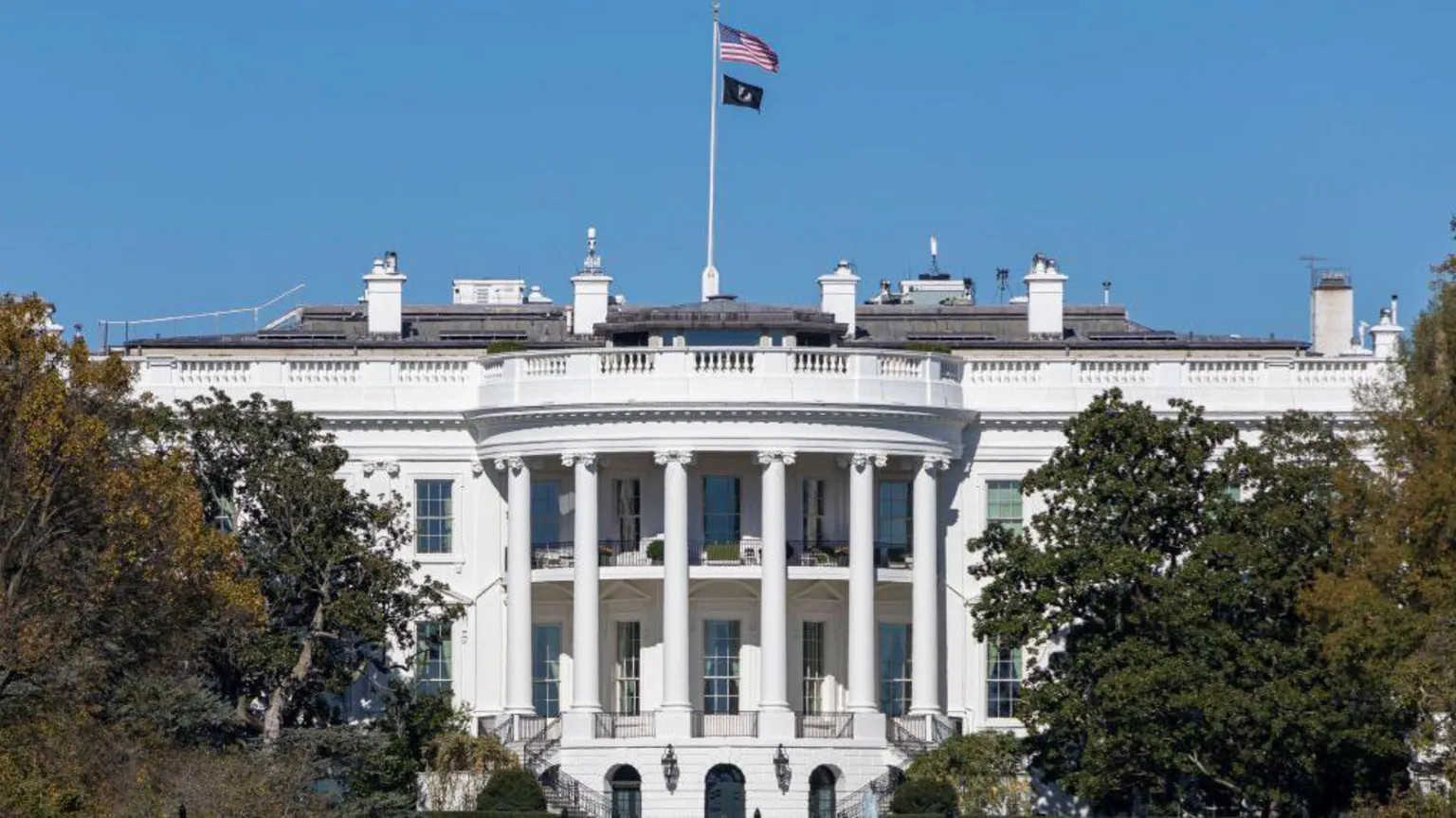 White House warns staff against insider betting on prediction markets