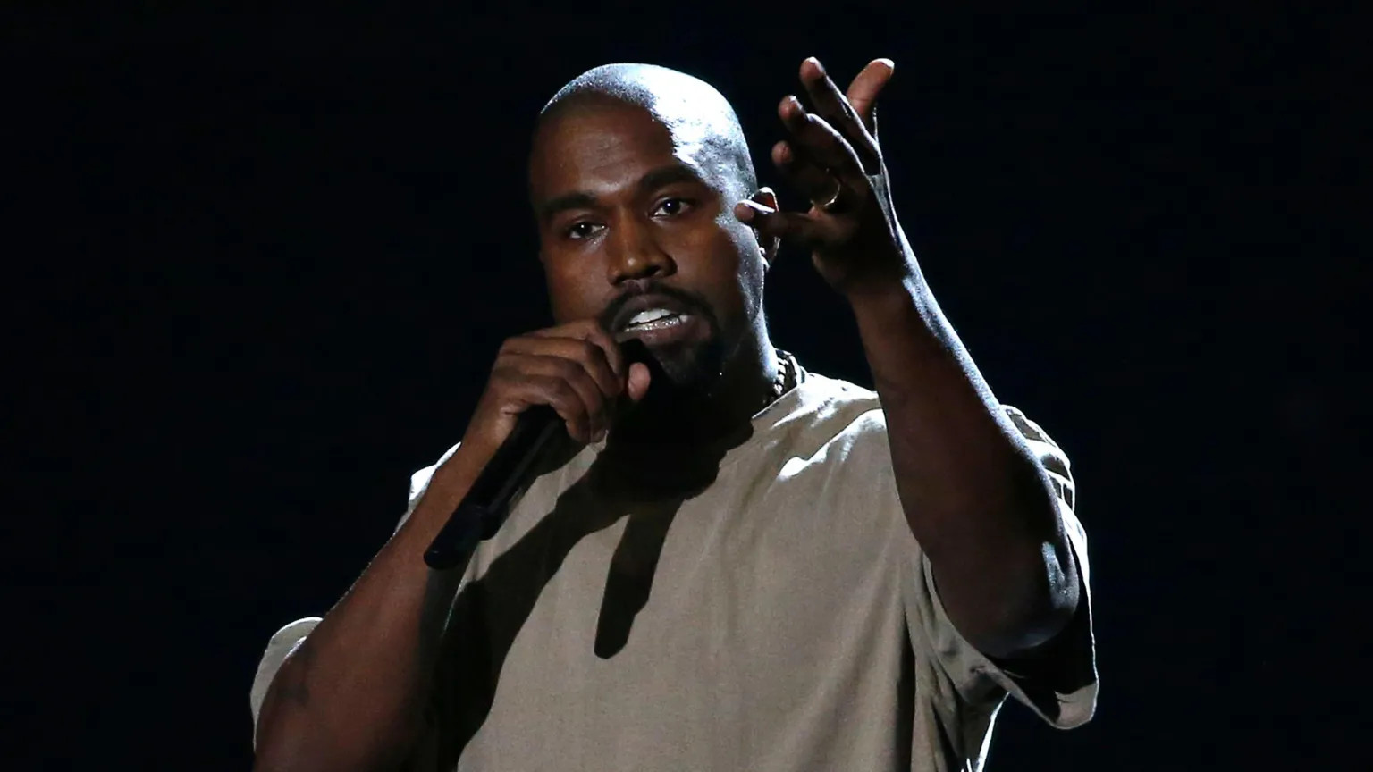 Kanye West postpones Marseille concert amid potential French ban