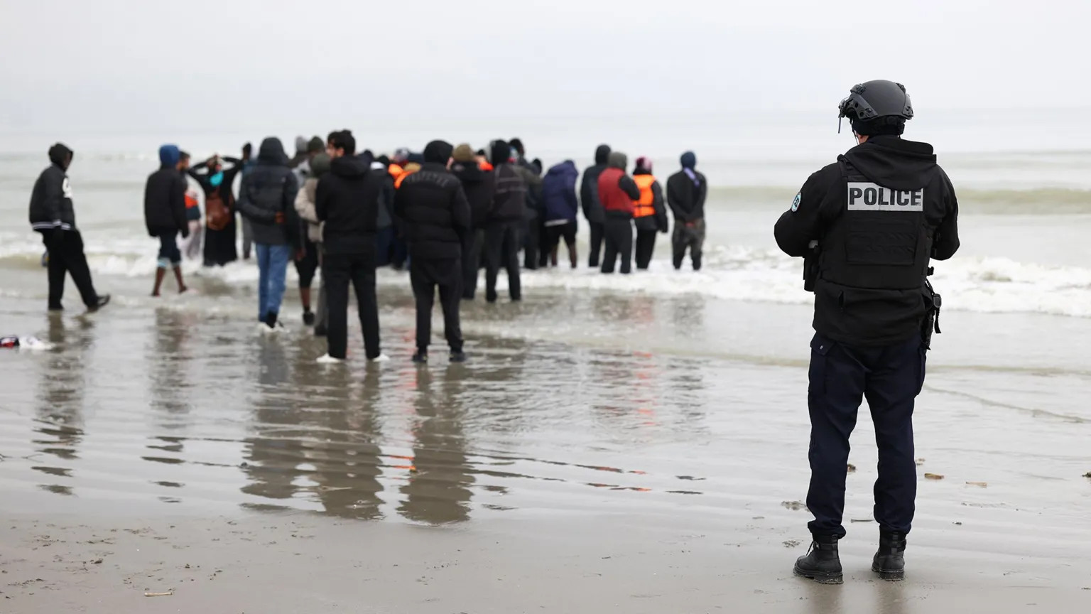 UK pledges £662m to France for Channel migrant crackdown with riot-trained police