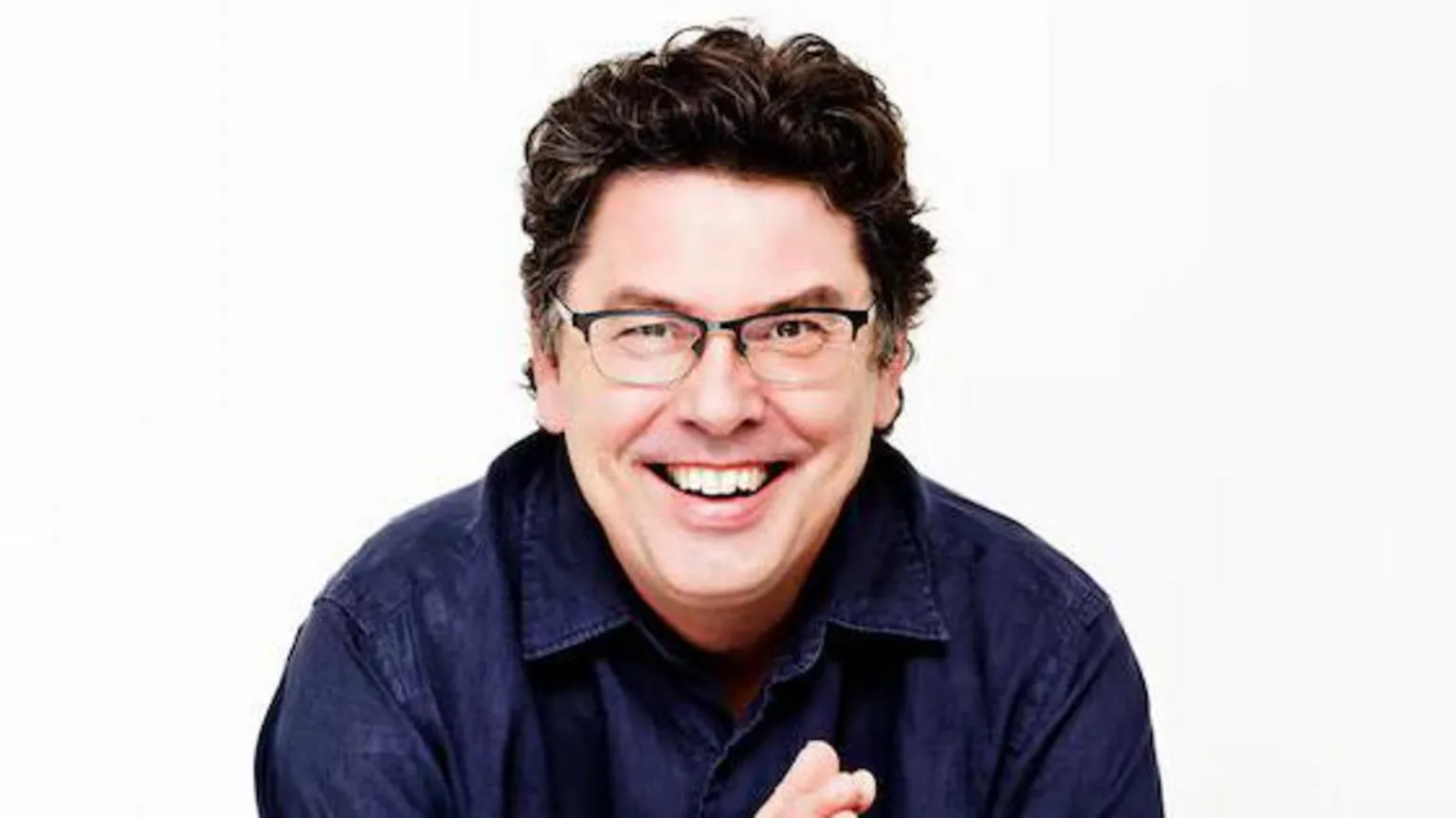 Veteran ABC radio host James Valentine dies at 64 after cancer battle