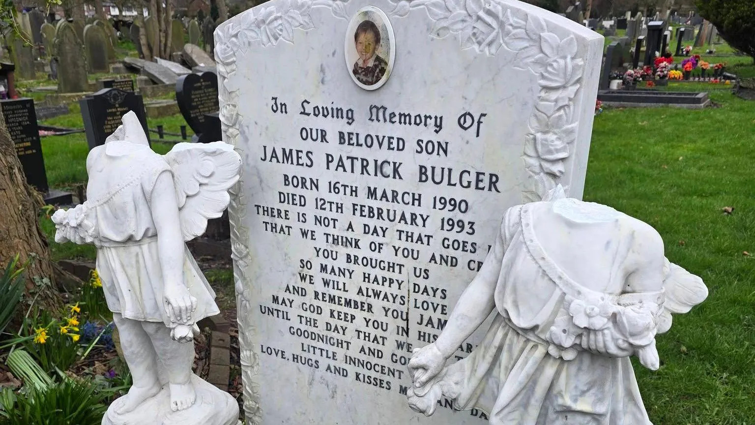 James Bulger's family recovers stolen grave items after vandalism