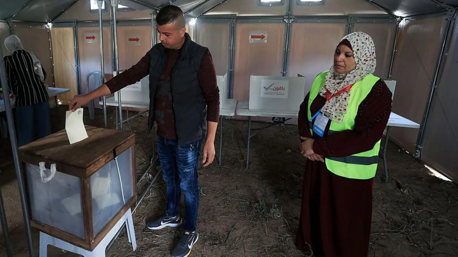 Palestinians cast votes in first Gaza elections since 2006