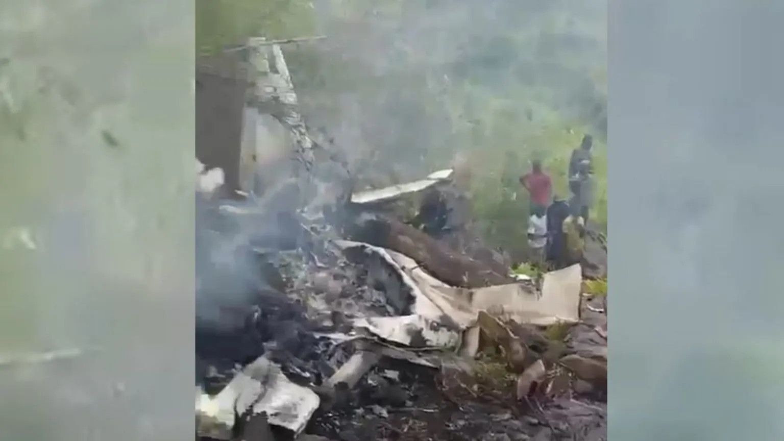 Passenger plane crash in South Sudan kills 14