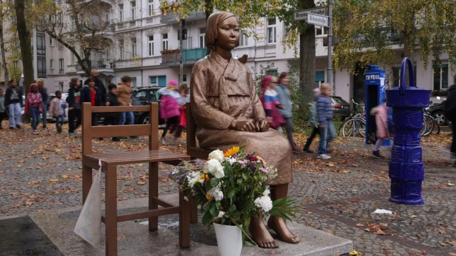 Auckland rejects 'comfort women' statue amid diplomatic tensions with Japan