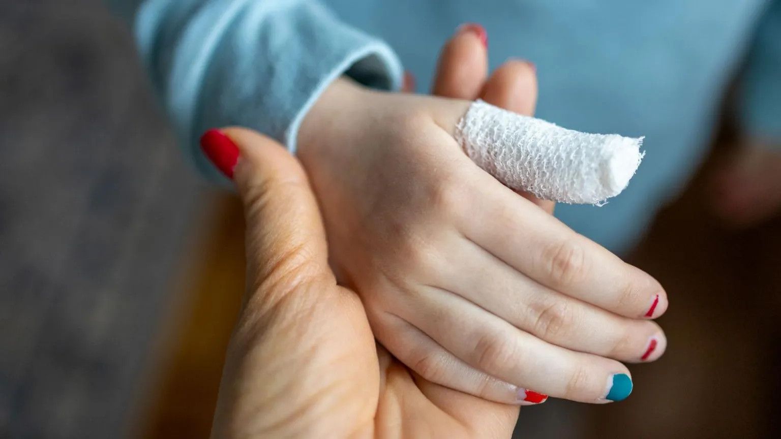 Australian mother jailed for faking son's cancer to fund luxury lifestyle
