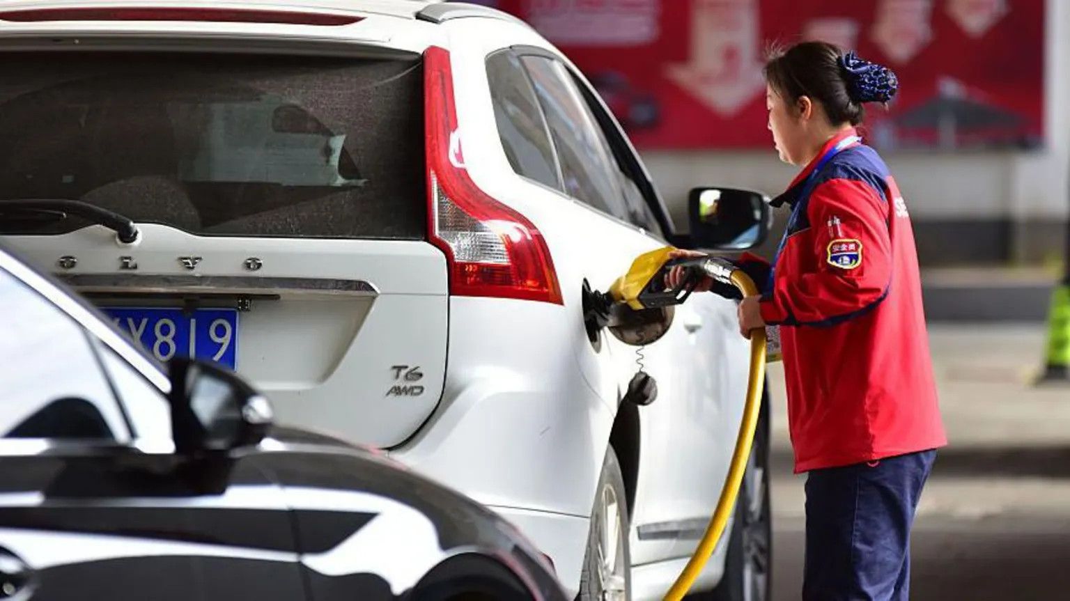 Oil surges to 2022 highs on US military plans for Iran strikes
