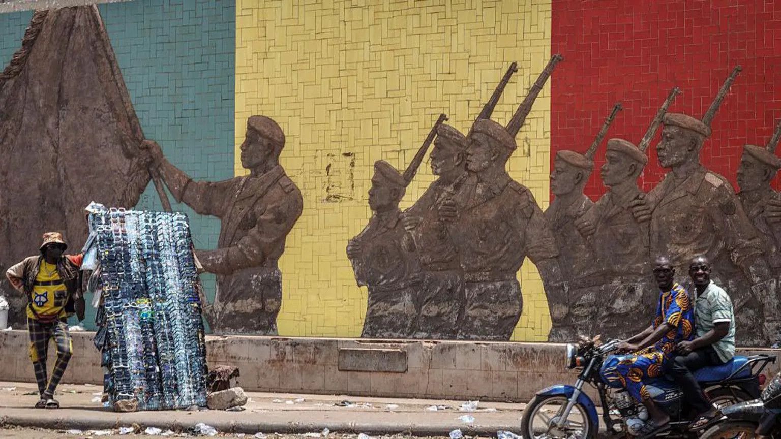 Islamist militants impose partial blockade on Mali's capital Bamako