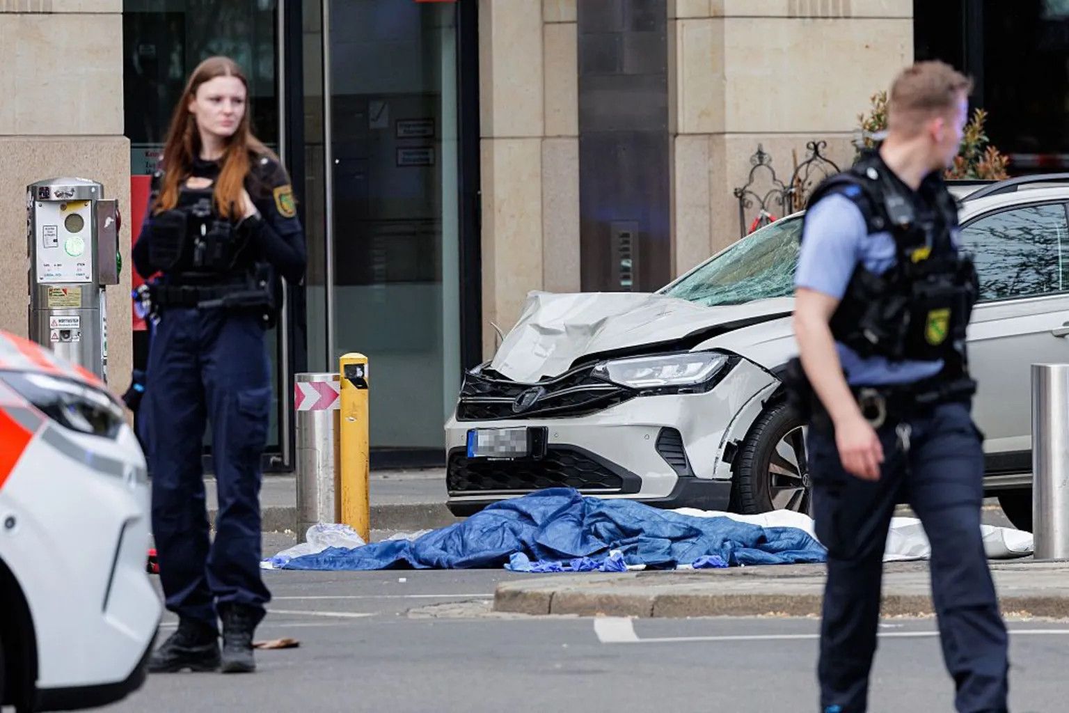 Two killed as car plows into Leipzig crowd, driver arrested