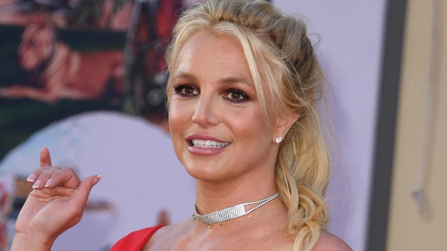 Britney Spears avoids jail after pleading guilty to reckless driving charge
