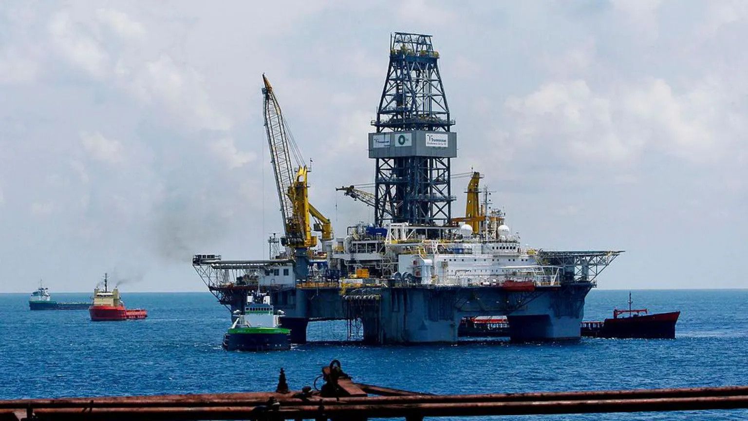 Middle East conflict fuels record profits for energy, banking and defence firms