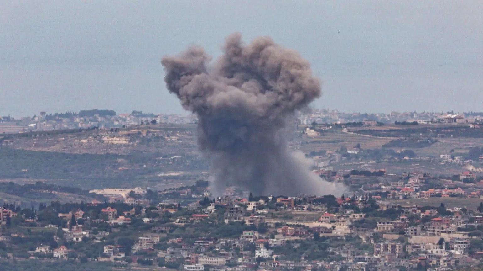Israeli strikes kill 13 in southern Lebanon as ceasefire falters
