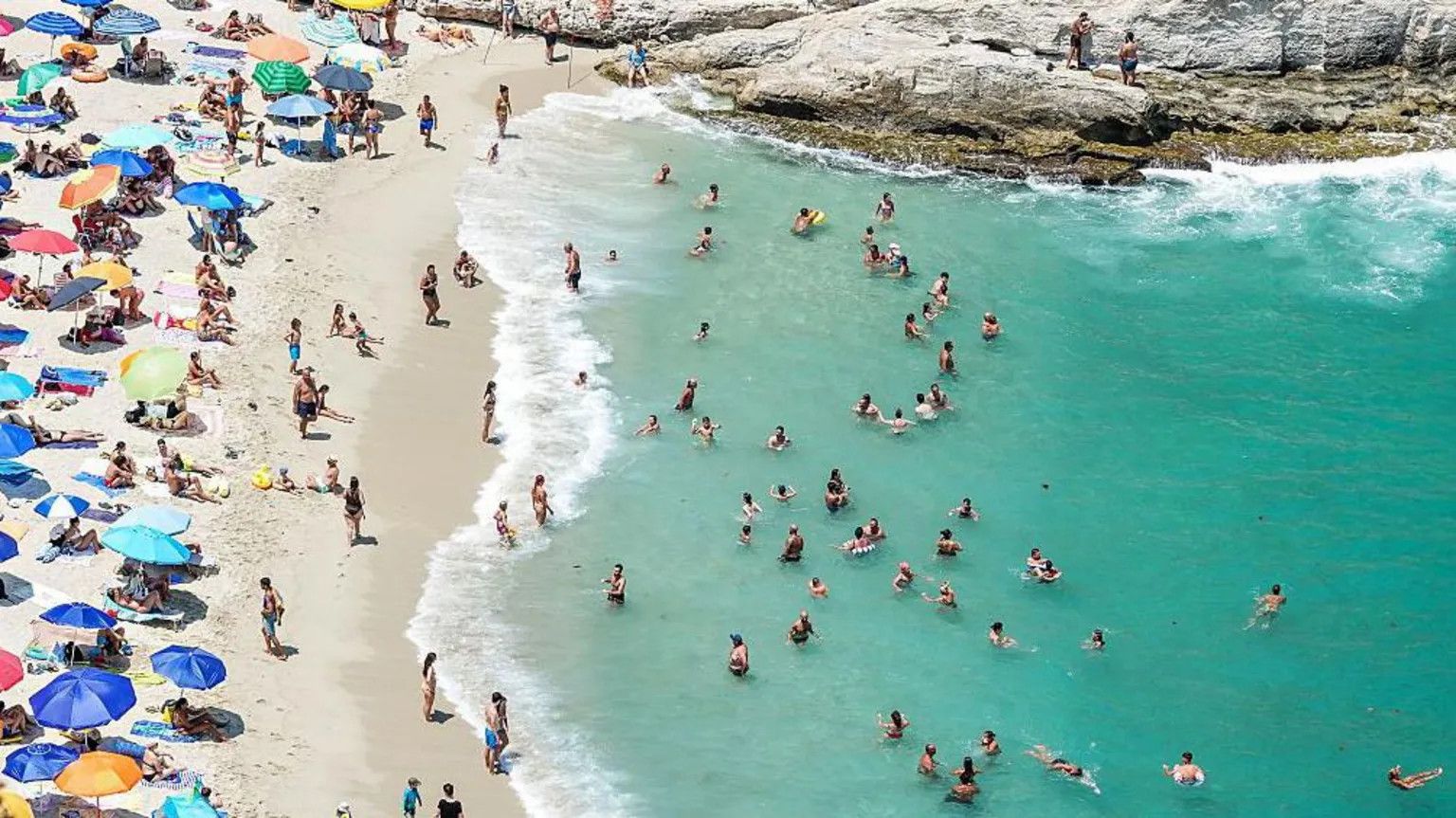 Tui reports 10% drop in UK summer bookings amid Middle East tensions