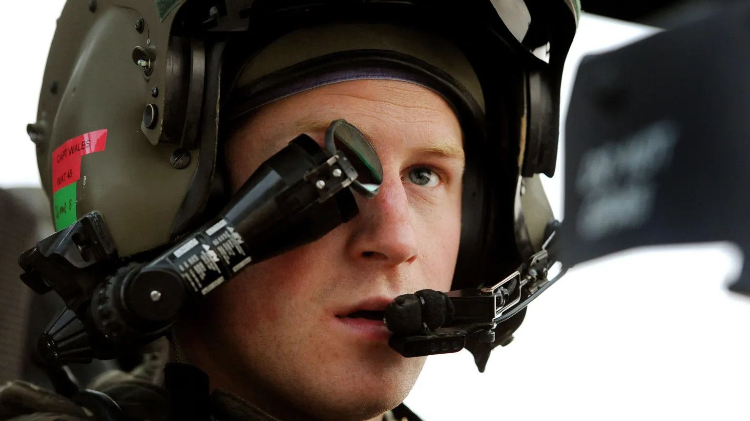 Prince Harry and Meghan to produce Afghanistan war film for Netflix